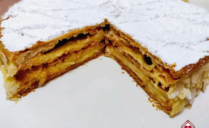 Torta millefoglie croccante e cremosa - guida facile