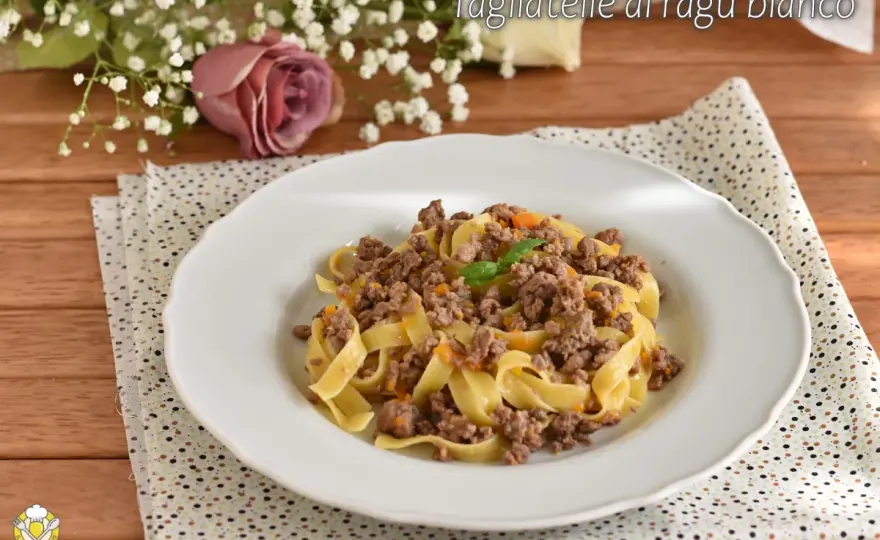 Ragù bianco senza pomodoro, morbido e saporito