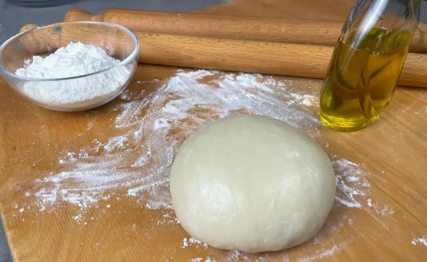 Pasta brisée all’olio e vino bianco, friabile e senza burro