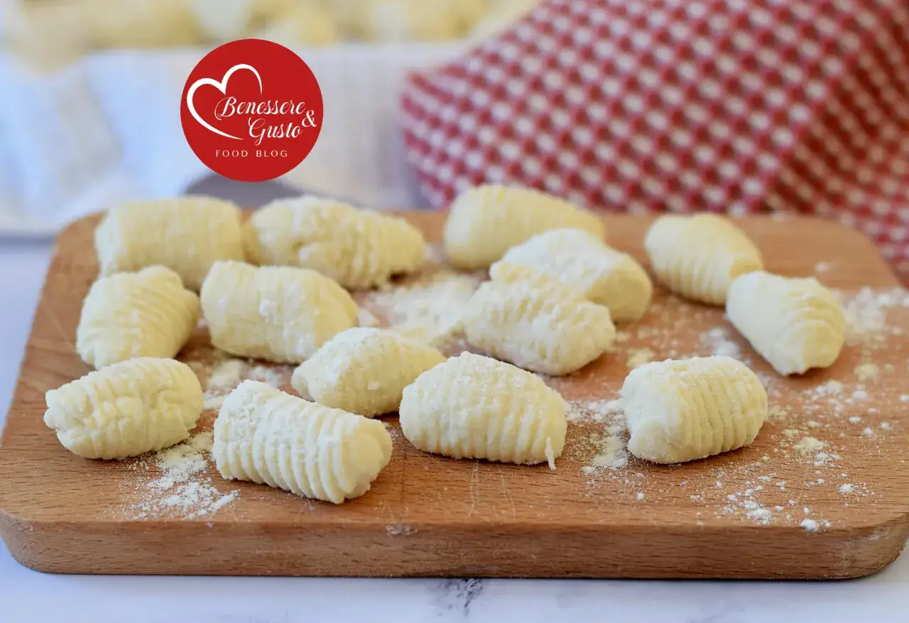 Gnocchi di ricotta freschi e fatti in casa, pronti per essere cucinati.